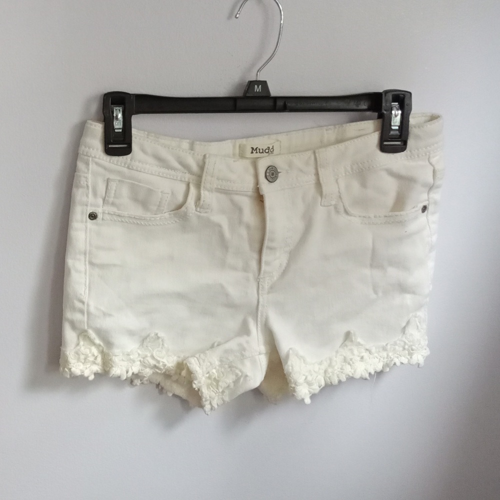 Mudd 2" inseam shorts